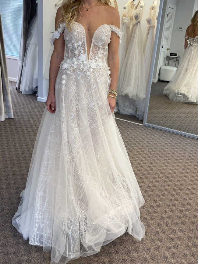 C2022-OSA77 robe de mariée trapèze de couleur ivoire à épaules dénudées