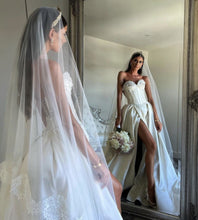C2023-SS830 - Vestido de novia estilo corsé sin tirantes con cola desmontable