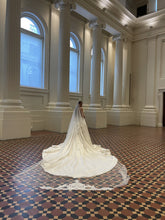 C2023-SS830 - Vestido de novia estilo corsé sin tirantes con cola desmontable