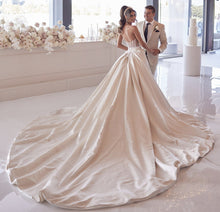 C2023-SS830 - Vestido de novia estilo corsé sin tirantes con cola desmontable