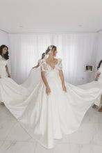 C2023-SS351 - robe de bal de mariage trapèze à manches courtes