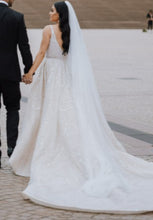C2024-SB66 - beaded sleeveless ball gown wedding dress with scoop neck bustline