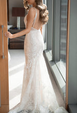 C2024-ND48 - sleeveless deep v-neck wedding gown