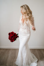 C2024-LSV27 - sexy long sleeve wedding gown