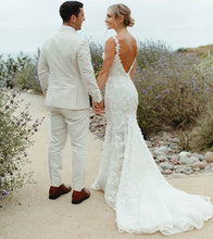 C2024-LB73 - elegant lace fitted wedding gown