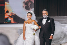 C2023-CB51C - Robe de mariée sexy, ajustée, sans bretelles, avec perles de cristal, avec surjupe de robe de bal amovible