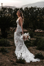 Robe de mariée sexy sans manches, col en v, motif de fleurs 3D, avec traîne cathédrale, C2023-VF40