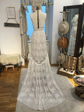 C2022-BH001 - robe de mariée bohème en dentelle sans manches