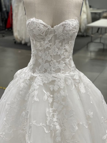 C2022-SFB822 - sweetheart strapless lace wedding ball gown