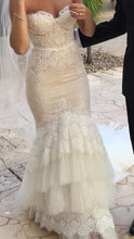 C2022-SL661 robe de mariée en dentelle de style vintage ajustée et évasée sans bretelles