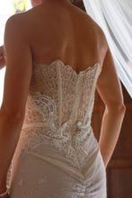 C2022-SL661 robe de mariée en dentelle de style vintage ajustée et évasée sans bretelles