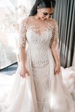 C2023-B551 - Robe de mariée à manches longues et col illusion transparent avec surjupe amovible