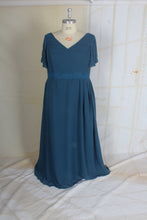Estilo C2021-JHarris - Vestido de noche de talla grande y manga corta