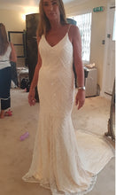 Style C010719 Robes de mariée à bretelles spaghetti et perles 
