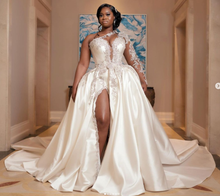 C2022-FBS887 - Vestido de novia con cuentas de cristal y un brazo con abertura y vestido de baile desmontable