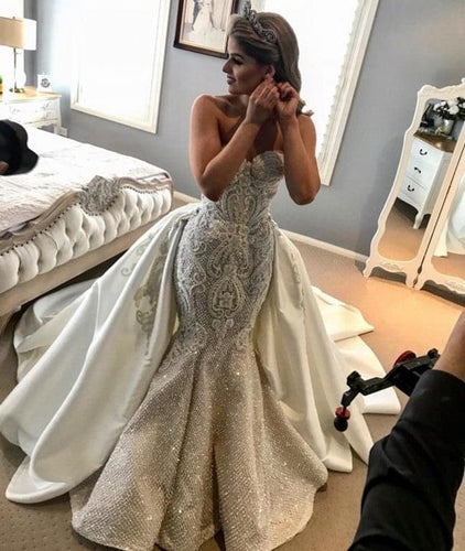 C2019-bd559 robe de mariée sans bretelles, ajustée et évasée, perlée, avec traîne amovible